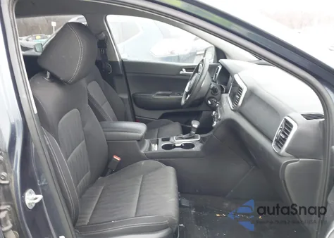 2020 Kia Sportage Lx z USA, uszkodzony, nr VIN KNDPMCAC7L7765912